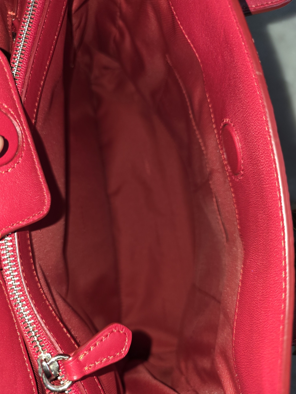 Authentic Coach Red Swagger Caryall With Dustbag & Cards - Picture 11 of 16